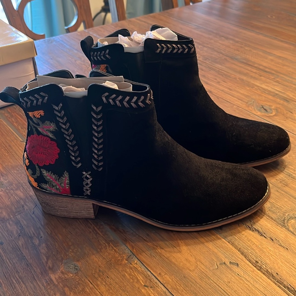 Like New Black Suede Embroidered Booties Size 10